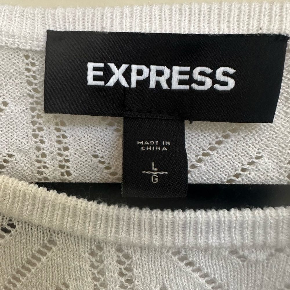 Express Light Cozy White Long Sleeve Sweater in Women’s Large - Picture 3 of 4
